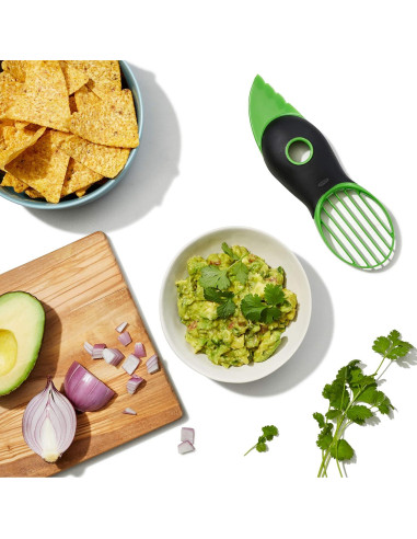 Cortador de Aguacate OXO Good Grips 3 en 1 Verde