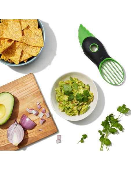 Cortador de Aguacate OXO Good Grips 3 en 1 Verde