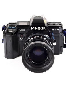 Cámara SLR de película Minolta 7000 35mm con lente zoom