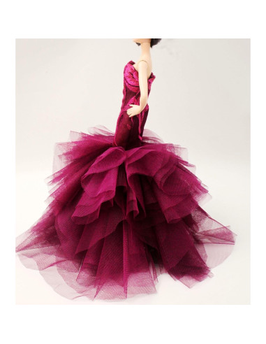 Vestido de Novia de Muñeca Cora Gu Color Ciruela Hecho a Mano