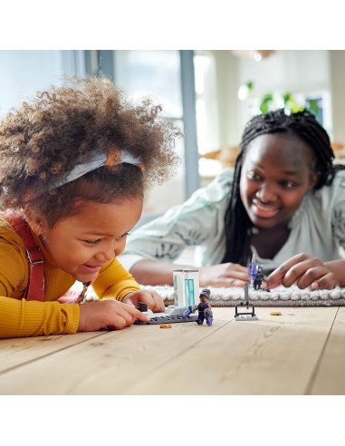 LEGO Marvel Laboratorio de Shuri 76212 con Minifiguras