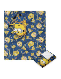 Manta de Nubes Just Hanging Despicable Me 4 127x152cm