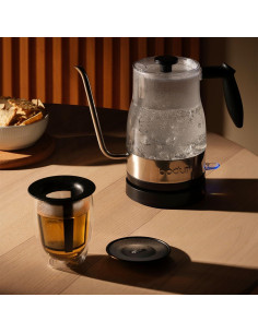 Colador de Té Bodum 12oz con Tapa Doble Pared Vidrio Negro 2