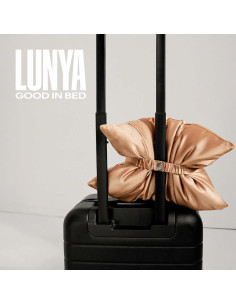Almohada de Viaje Lunya de Seda Mulberry - Compacta y Lavable 2