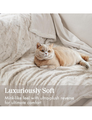 Manta Reversible de Piel Sintética Madison Park Zuri 127x152 cm