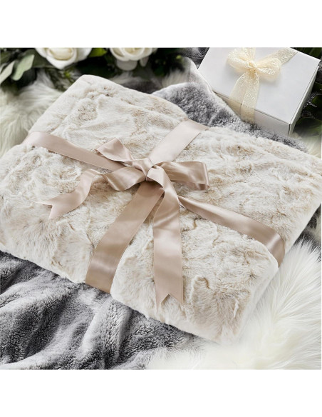 Manta Reversible de Piel Sintética Madison Park Zuri 127x152 cm