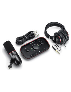 Focusrite Vocaster Two Studio - Interfaz de Podcasting con Micrófono DM14v y Auriculares HP60v