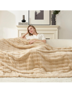 Manta de Pelaje Falso Cozy Bliss Beige 127x152 cm Suave y Cálida 2