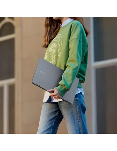 Laptop 2 en 1 Samsung Galaxy Book 4, 15.6" FHD AMOLED, i7