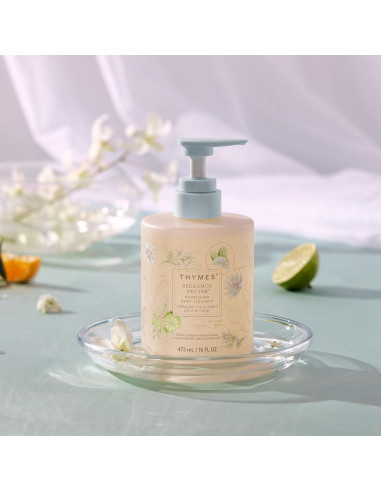 Gel de Ducha Hidratante Thymes 473 ml - Bergamota y Loto