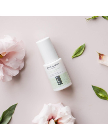 Suero Mineral NENA Cuidado de la Piel 29.57 ml - Vitamina C y Ácido Hialurónico