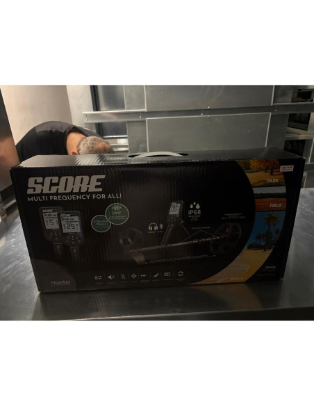 Detector de Metales Nokta Score IP68 Recargable 12" para Adultos