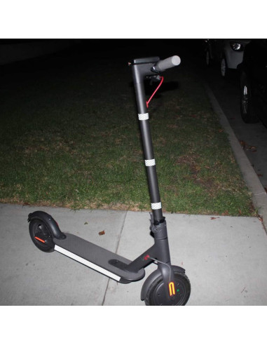 Cinta Reflectante Upstair 2.54cm x 4.57m para Seguridad Vial