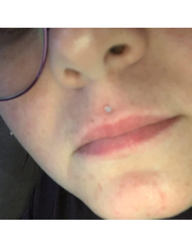 Pendientes Transparentes MODRSA 16g para Cartílago y Labret