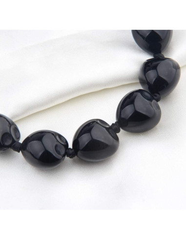 Collar de nuez Kukui KUIYAI con cuentas de corazón 68.5 cm