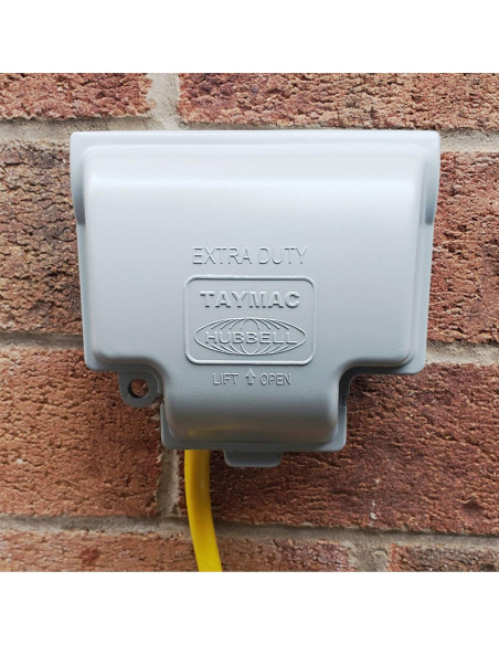 Cubierta de Receptáculo Metálica TayMac MX3300 Gris 1 Gang