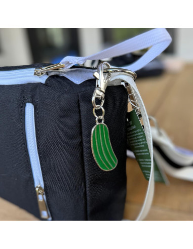 Bolsa Térmica Fresh Pickle 0.57L Aislada Negra