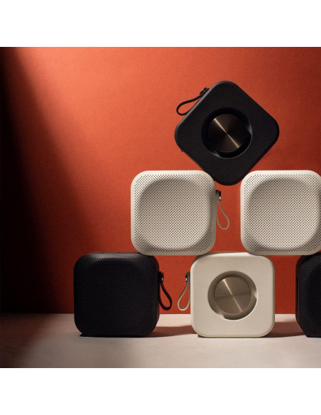 Altavoz Bluetooth Sudio F2 Impermeable 15h Negro Altavoz Bluetooth Sudio F2 Impermeable 15h Negro