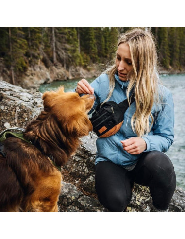 Riñonera Wilderdog Utility Negra con 3 Bolsillos y Dispensador