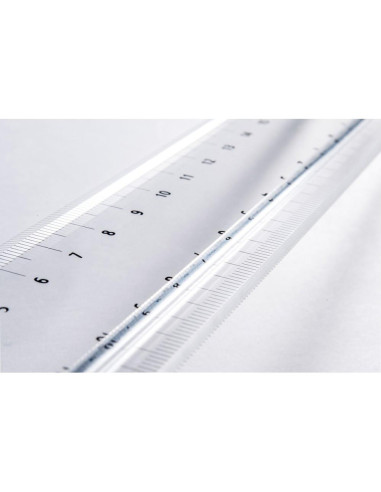 Regleta Staedtler 962 02-30 con Línea de Surco 30 cm