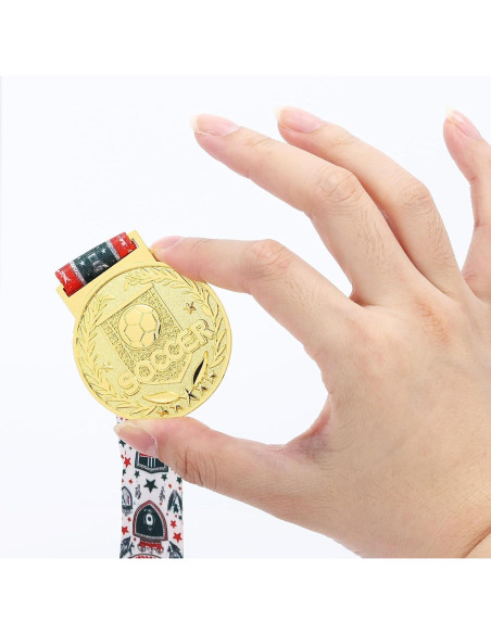 Conjunto de 12 Medallas de Fútbol Oro Abaokai 5 cm