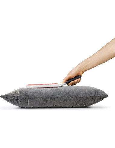 Cepillo Quitapelusas OXO FurLifter Blanco con Base Autolimpiante