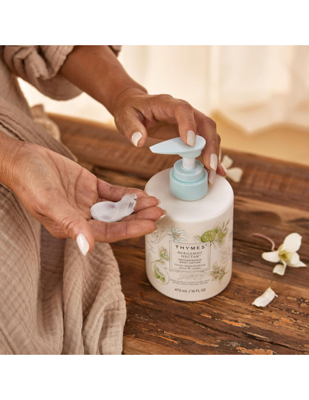 Loción Corporal Hidratante Thymes 473 ml Néctar de Bergamota