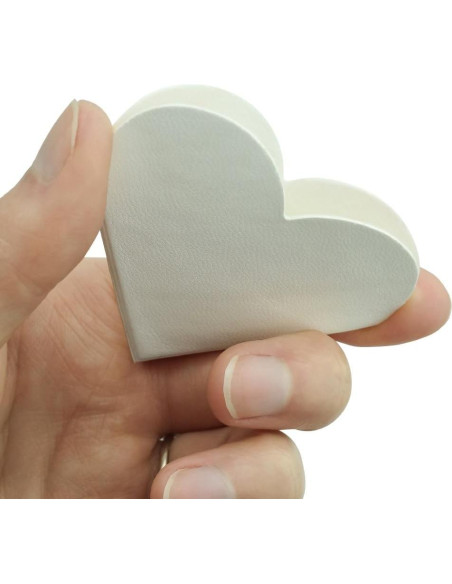 Set de 2 Marcadores de Corazón de Cuero Sintético GRAPHICS & MORE