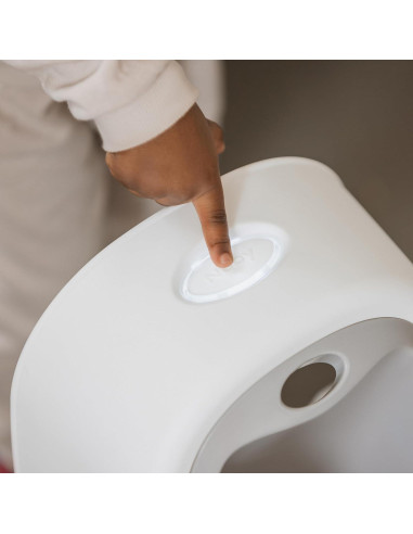 Orinal de Entrenamiento Nuby Mi Real - 18+ Meses - Blanco