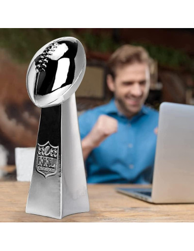 Trofeo de Fútbol Fantasía Spire Designs - Cromo 22.86 cm