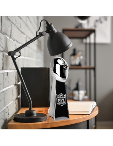 Trofeo de Fútbol Fantasía Spire Designs - Cromo 22.86 cm