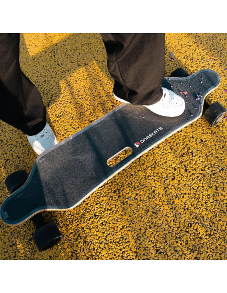Patineta Eléctrica DNASKATE V20 1000W 35Km Rango Control Remoto
