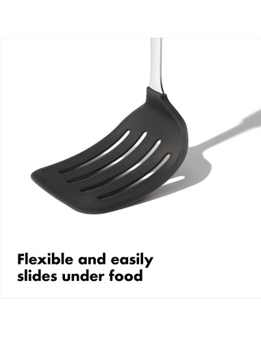 Turner Flexible de Silicona OXO Acero Inoxidable 39.4 cm