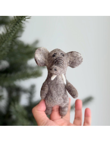 Títere de dedo elefante de fieltro Ganapati Crafts 10 cm