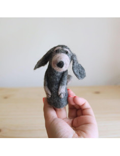 Títere de dedo perro gris hecho a mano Ganapati Crafts 10 cm 2
