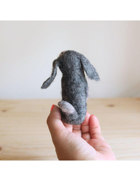 Títere de dedo perro gris hecho a mano Ganapati Crafts 10 cm