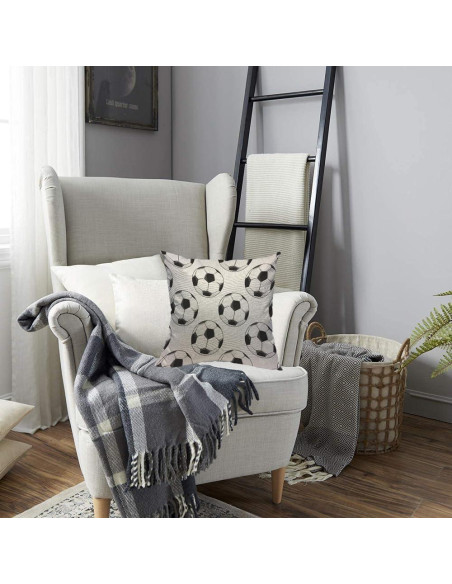 Funda de Almohada Cuadrada TKS MITLAN 45x45 cm Patrón Fútbol