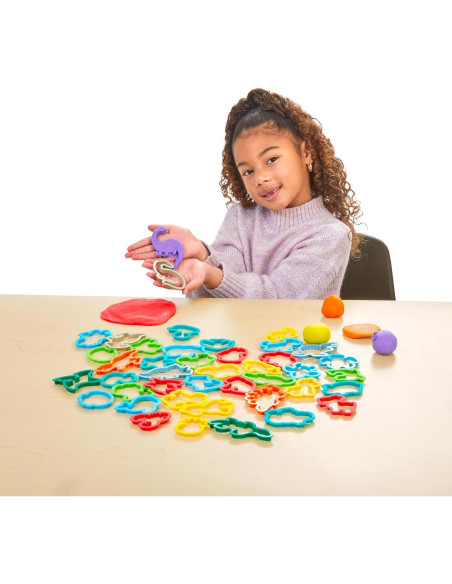 Juego de Cortadores de Masa Colorations 41 Pzs Animales