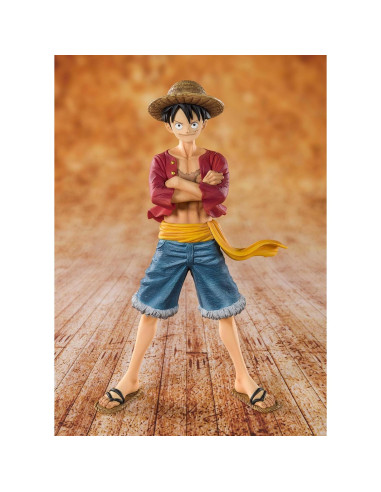 Figura Coleccionable Luffy Sombrero de Paja Bandai Spirits 14 cm