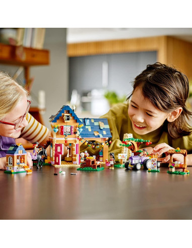 LEGO Friends Granja Orgánica 41721 con Caballo y Tractor