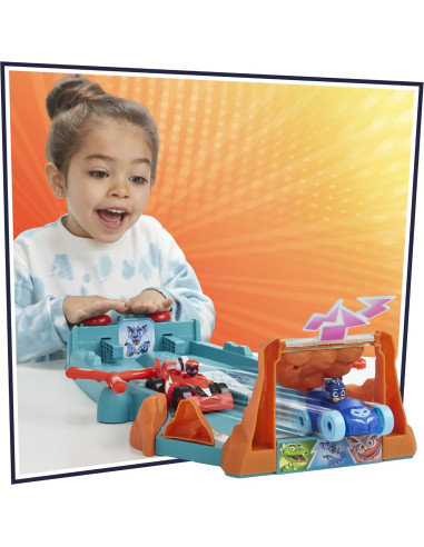 Pista de Carreras PJ Masks Chocar y Acelerar 55.88 cm con 4 Coches