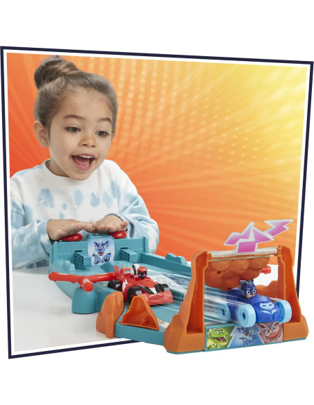 Pista de Carreras PJ Masks Chocar y Acelerar 55.88 cm con 4 Coches