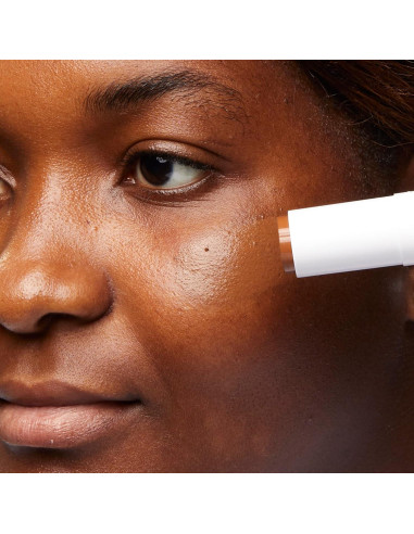 Base en Stick No7 Stay Perfect - Cobertura Media 10g - Nogal