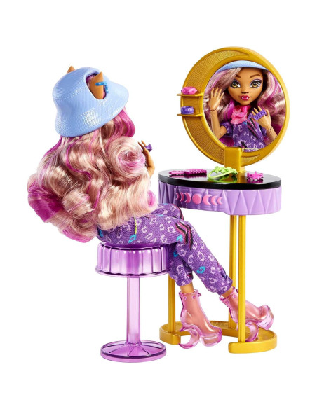 Muñeca Clawdeen Wolf y Set de Juego Boo-tique Monster High