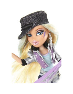 Muñeca Bratz Rock Cloe con Guitarra Eléctrica 2
