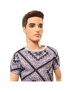 Muñeco Ryan Fashionistas Barbie con pantalones cortos y camisa 2