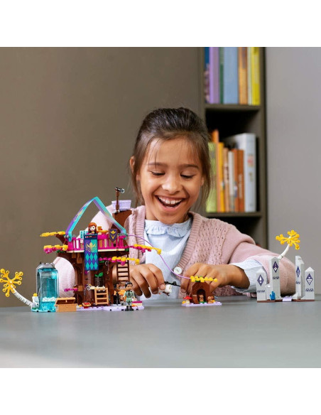 LEGO Casa del Árbol Encantada Disney Frozen II 302 Piezas