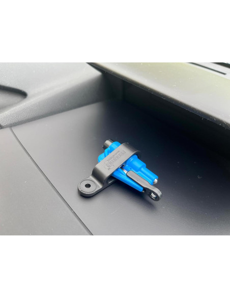 Cortador de Cinturón y Rompedor de Ventanas RESQME 2-en-1