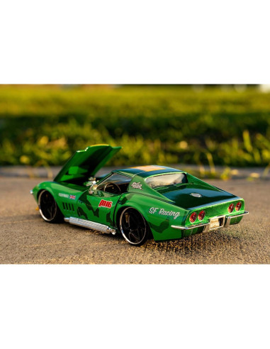 Jada 1:24 Chevrolet Corvette Stingray 1969 con figura de Cammy