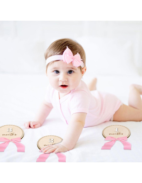 12 Tarjetas Mensuales de Hitos para Bebés de Madera con Lazo Rosa